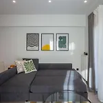 Mazi Rooms Charilaou 2,3